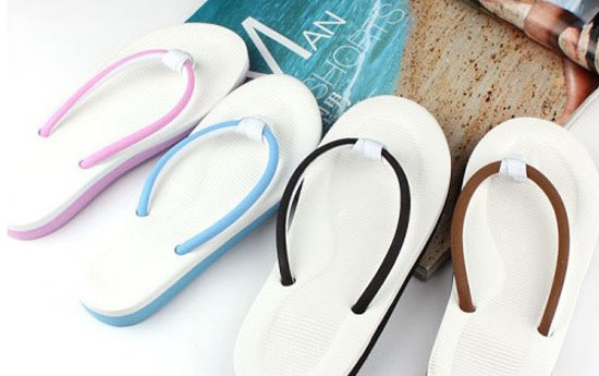 Group Actie - € 7,95 - Flip Flop Slippers. De Trend Voor De Zomer Van 2013. Verkrijgbaar In Vier Zomerse Kleuren. (Waarde € 29,95)