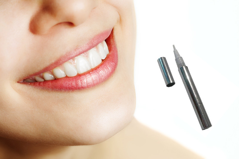 Group Actie - Gratis - 'N Stralend Witte Glimlach Dankzij Deze Tandenbleekpen ! (Waarde €55,-) Group Actie - Gratis - 'N Stralend Witte Glimlach Dankzij Deze Tandenbleekpen ! (Waarde €55,-)