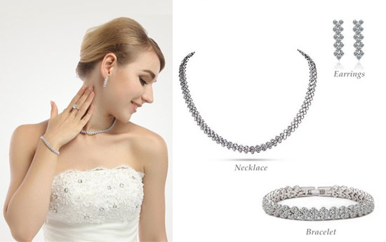 Group Actie - Schitterende Sieradenset Met Swarovski Crystal Elements Group Actie - Schitterende Sieradenset Met Swarovski Crystal Elements