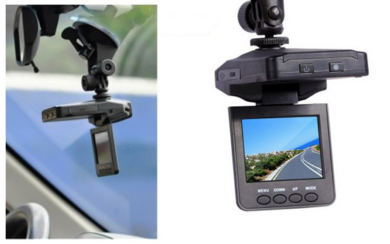 Group Actie - Vanaf €29 - Dashboard Camera. 1 Of 2 Stuks. Bekend Van De Vele Youtube-filmpjes. Een Ware Hit In Rusland. Gratis Verzending. (Waarde €79)