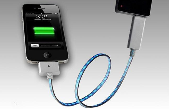 Group Actie - Vanaf € 6,95 - Powerflow Led-kabel Voor Je Iphone, Ipad En Ipod. Zie De Elektriciteit Door De Kabel Stromen! (Waarde € 34) Group Actie - Vanaf € 6,95 - Powerflow Led-kabel Voor Je Iphone, Ipad En Ipod. Zie De Elektriciteit Door De Kabel Stromen! (Waarde € 34)
