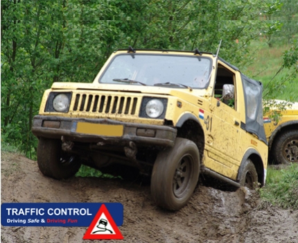 Groupdeal - 3 uur lang Off-road rijden met Traffic Control! Groupdeal - 3 uur lang Off-road rijden met Traffic Control!
