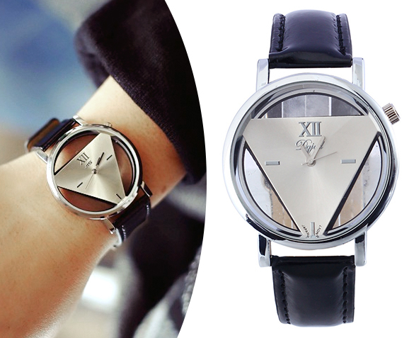 Groupdeal - Driehoek Statement Horloge Groupdeal - Driehoek Statement Horloge