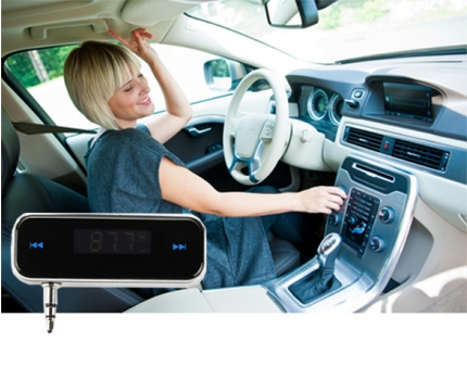 Groupdeal - FM Transmitter; Luister je favoriete muziek op de radio! Groupdeal - FM Transmitter; Luister je favoriete muziek op de radio!