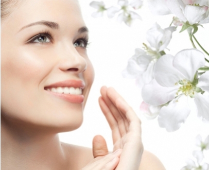 Groupdeal - Gezichtsbehandeling bij Schoonheidssalon Chareau Groupdeal - Gezichtsbehandeling bij Schoonheidssalon Chareau