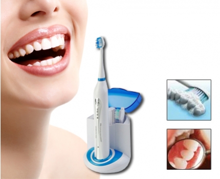 Groupdeal - Gooi je oude tandenborstel weg en koop de Ultrasonic! Groupdeal - Gooi je oude tandenborstel weg en koop de Ultrasonic!