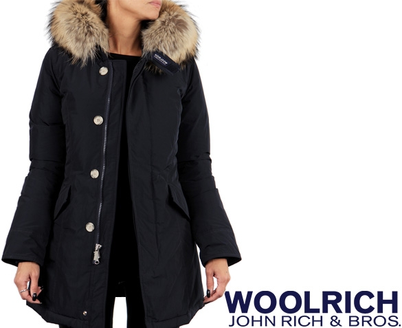 Groupdeal - Luxe Woolrich Jassen voor Dames & Heren Groupdeal - Luxe Woolrich Jassen voor Dames & Heren