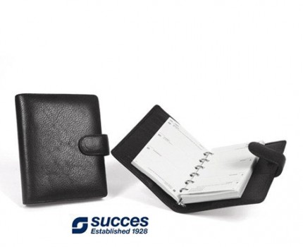 Groupdeal - Succes Agenda Junior Cadiz, een luxe lederen organizer voor de chaoten en vergeetachtigen! Groupdeal - Succes Agenda Junior Cadiz, een luxe lederen organizer voor de chaoten en vergeetachtigen!