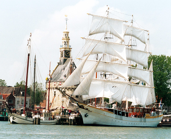 Groupdeal - Unieke VOC-zeiltocht naar Hoorn Groupdeal - Unieke VOC-zeiltocht naar Hoorn