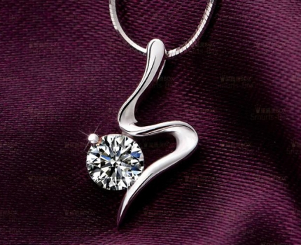 Groupdeal - Witgoud vergulde ketting met Swarovski elements Groupdeal - Witgoud vergulde ketting met Swarovski elements
