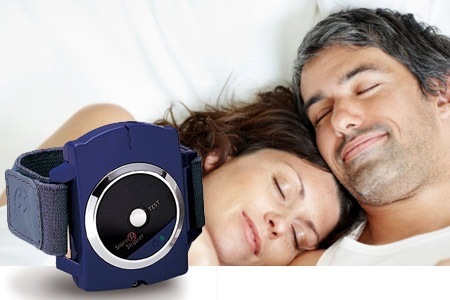 Groupon - 1 Of 2 Snore Stoppers Om Op Eenvoudige Wijze Snurken Tegen Te
Gaan (Vanaf € 24,95)