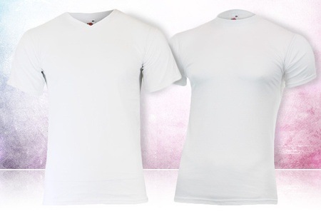 Groupon - 12 of 24 witte T-shirts met ronde of V-hals van Fruit of the Loom (gratis bezorgd)