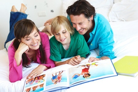 Groupon - € 16 Voor Een Fotoboek Met Eigen Tekst Bij Tictacphoto (Waarde € 34,95) Groupon - € 16 Voor Een Fotoboek Met Eigen Tekst Bij Tictacphoto (Waarde € 34,95)