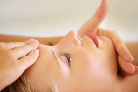 Groupon - € 18,75 Voor De Schoonheidsbon: 2 Schoonheidsbehandelingen En Meer Bij Een Salon In De Buurt (Waarde € 70) Groupon - € 18,75 Voor De Schoonheidsbon: 2 Schoonheidsbehandelingen En Meer Bij Een Salon In De Buurt (Waarde € 70)