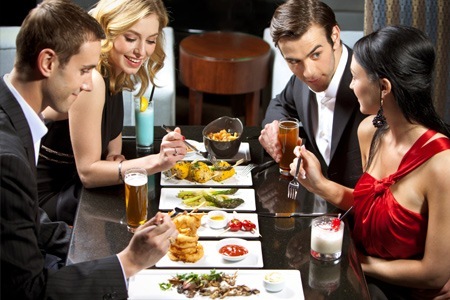 Groupon - € 19,95 Voor Een Diner Jaarkaart En De Nationale Restaurantgids (Waarde € 39,95) Groupon - € 19,95 Voor Een Diner Jaarkaart En De Nationale Restaurantgids (Waarde € 39,95)