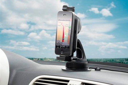 Groupon - € 49,95 Voor Een Tomtom Carkit Voor Iphone Of Smartphone (Waarde € 99,95)