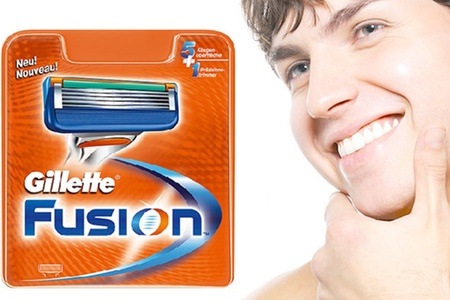 Groupon - 8-32 Gillette Fusion scheermesjes