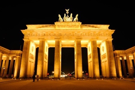 Groupon - € 95 Voor Twee
Nachten Berlijn Met Ontbijt Voor Twee Personen Bij Grand City Hotel Berlin East (Waarde
€ 191) Groupon - € 95 Voor Twee
Nachten Berlijn Met Ontbijt Voor Twee Personen Bij Grand City Hotel Berlin East (Waarde
€ 191)