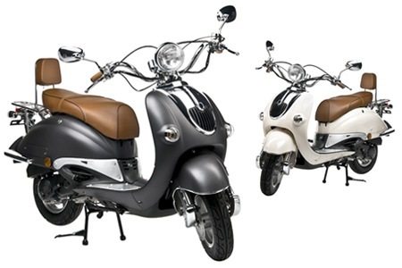 Groupon - € 999 Voor Een Scooterspot Limited Edition Matt Black Of Pearl White Bromscooter Of Snorscooter Bij Scooterspot.nl (Waarde € 1998)