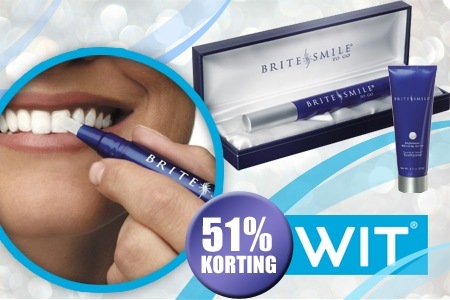 Groupon - Britesmile Groupon Pakket Van Wit: Britesmile To Go Pen En Britesmile Professional Whitening Pasta (100 Ml) Ideaal Cadeau Voor De Feestdagen. De Hit Uit Amerika Voor Stralend Witte Tanden!