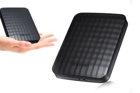 Groupon - Externe harde schijf van Samsung met 500GB, 1TB of 2TB opslagruimte (gratis bezorgd) Groupon - Externe harde schijf van Samsung met 500GB, 1TB of 2TB opslagruimte (gratis bezorgd)
