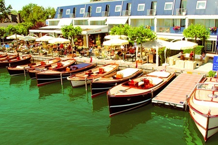 Groupon - Gangendiner In Hotel Golden Tulip Loosdrecht (Waarde € 324,50) Groupon - Gangendiner In Hotel Golden Tulip Loosdrecht (Waarde € 324,50)
