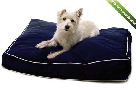 Groupon - Gun Je Hond Een Luxe Hondenkussen Dat Bekleed Is Met Nanosphere®, Een Zelfreinigende Stof, Inclusief Verzendkosten (Vanaf € 39)