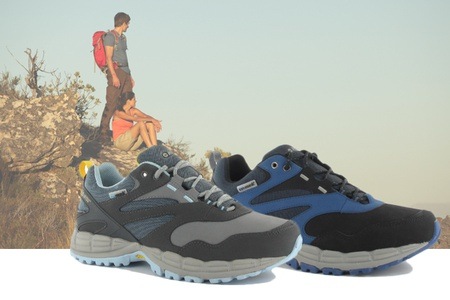 Groupon - Hi-Tec outdoor wandelschoenen model V-lite infinity voor hem of haar (gratis bezorgd)