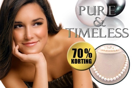 Groupon - Luxe Set Parelcollier En Armband Van 10-11 Mm In 2 Kleuren Van Pure & Timeless, Tijdloze Luxe Voor Een Geweldige Prijs, Incl. Bezorgkosten!