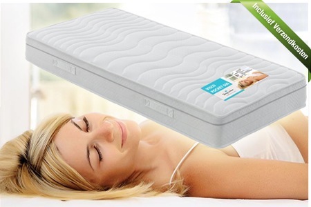 Groupon - Pocketspring Matras Met 5 Cm Nasa Traagschuim Bovenlaag In Diverse Maten Vanaf € 179