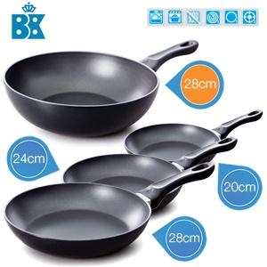 iBood Home & Living - BK Easy Basic koekenpannenset (20/24/28cm) en wok (28 cm) iBood Home & Living - BK Easy Basic koekenpannenset (20/24/28cm) en wok (28 cm)
