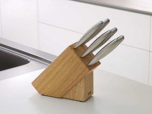 iBood Home & Living - Thomas 6-delige steakmessenset met houten messenblok iBood Home & Living - Thomas 6-delige steakmessenset met houten messenblok