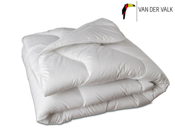 iBood Home & Living - Van der Valk Dekbed All Season 140 x 200 cm iBood Home & Living - Van der Valk Dekbed All Season 140 x 200 cm