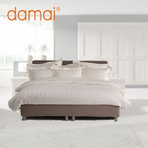 iBood - Trendy crèmekleurig katoensatijnen 2 persoons dekbedovertrek van Damai iBood - Trendy crèmekleurig katoensatijnen 2 persoons dekbedovertrek van Damai