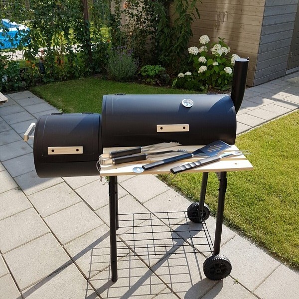 iChica - BBQ Houtskool Smoker