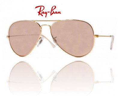 iChica - De Ray Ban Aviator, de klassieke pilotenbril met goudkleurig montuur  met roze glazen met een lichte zilveren spiegel!  Vandaag  voor slechts â¬89,95!