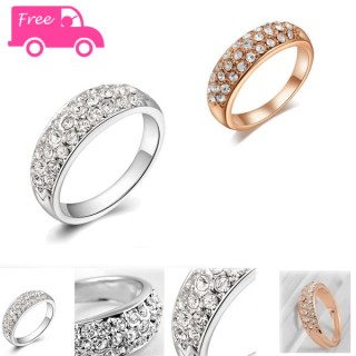 iChica - Glamorous Crystal Ring iChica - Glamorous Crystal Ring