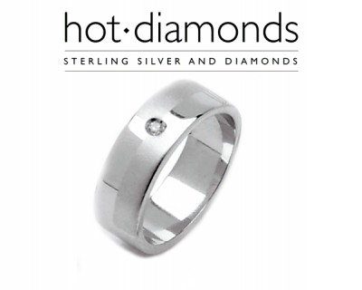 iChica - Wauw... Een Sterling zilveren ring met echte diamant van Hot Diamonds, vandaag voor een weggeefprijs op iChica! iChica - Wauw... Een Sterling zilveren ring met echte diamant van Hot Diamonds, vandaag voor een weggeefprijs op iChica!