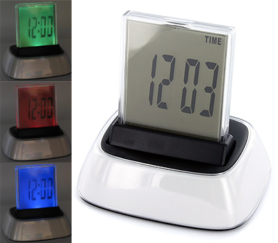 Koopjessite - Digitale klok met LED verlichting (7 kleuren)