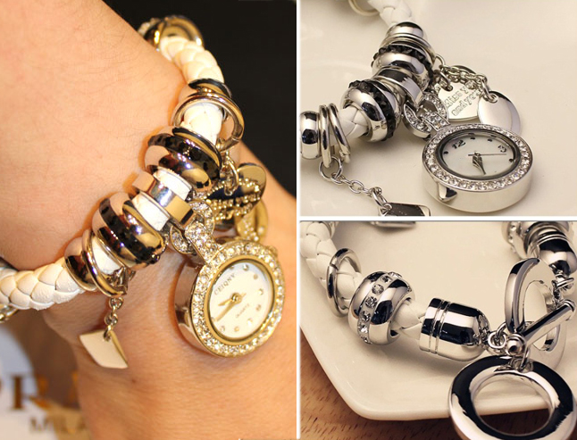 Lifestyle Deal - Stijlvol Lederen Armbandhorloge Met Bedels In Zwart Of Wit Lifestyle Deal - Stijlvol Lederen Armbandhorloge Met Bedels In Zwart Of Wit