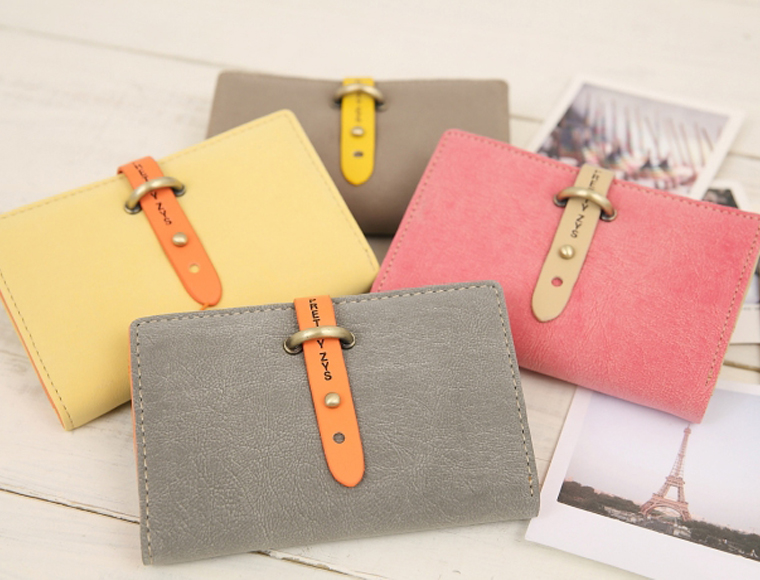 Lifestyle Deal - Trendy Nubuck Dames-portemonnee In 3 Maten En 4 Kleuren Lifestyle Deal - Trendy Nubuck Dames-portemonnee In 3 Maten En 4 Kleuren