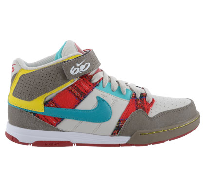 Plutosport - Nike Air Mogan Mid 2 Sneaker Dames Plutosport - Nike Air Mogan Mid 2 Sneaker Dames