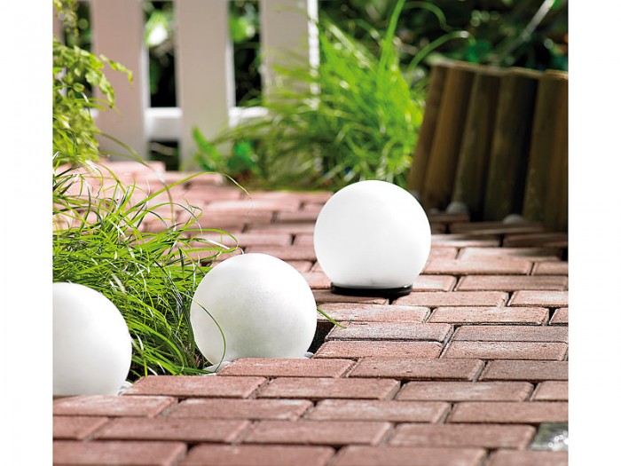 Price Attack - 4X Outdoor Led-bol Price Attack - 4X Outdoor Led-bol