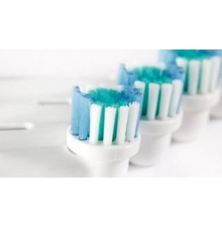 Spullen.nl - 8 Universele Opzetborstels voor Oral-B Spullen.nl - 8 Universele Opzetborstels voor Oral-B