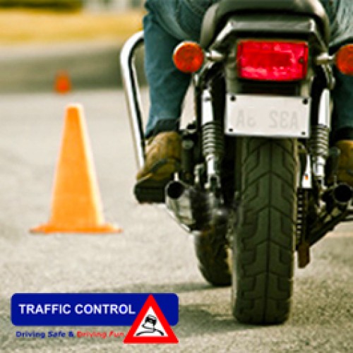 Super Dagdeal - 2 uur durende motorslipcursus bij Traffic Control