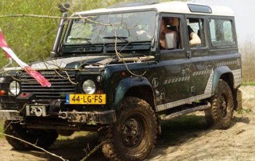 Super Dagdeal - Dag experience off-road rijden: kun jij de jeeps onder controle houden? Super Dagdeal - Dag experience off-road rijden: kun jij de jeeps onder controle houden?