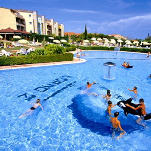 TravelBird - 4*-resort Bloemenriviera TravelBird - 4*-resort Bloemenriviera