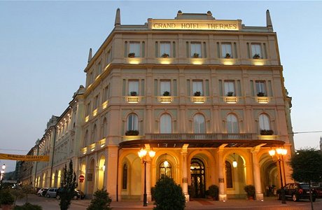 TravelBird - 8 dagen pure verwennerij in het oude Italiaanse Acqui Terme, incl. ontbijt, 4-gangendiners en wellness, voor €299,- p.p. TravelBird - 8 dagen pure verwennerij in het oude Italiaanse Acqui Terme, incl. ontbijt, 4-gangendiners en wellness, voor €299,- p.p.
