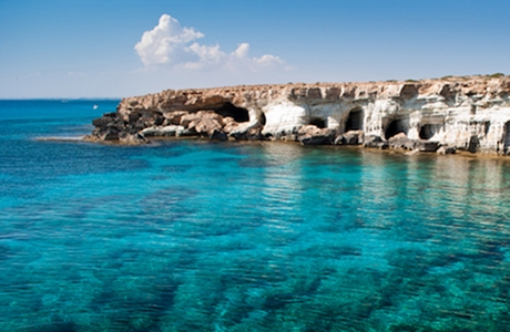 TravelBird - 8-daagse zonvakantie Cyprus inclusief vlucht, transfers, ontbijt en verblijf in 3-sterrenhotel va. €299,- p.p.