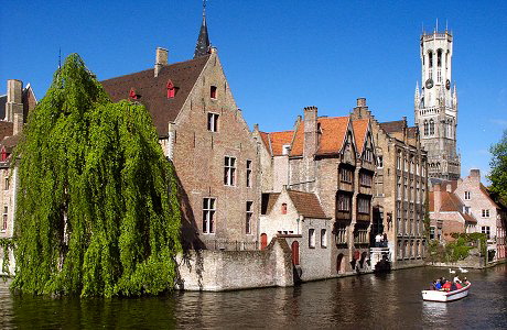TravelBird - Breng 3 gezellige dagen door in het historische hart van Brugge incl. hotel, ontbijt, koffie met gebak en boottocht vanaf €59,- p.p.